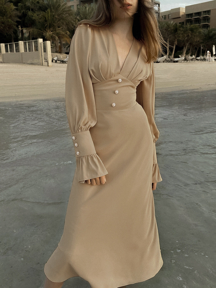 Amélie V-Neck Midi Dress